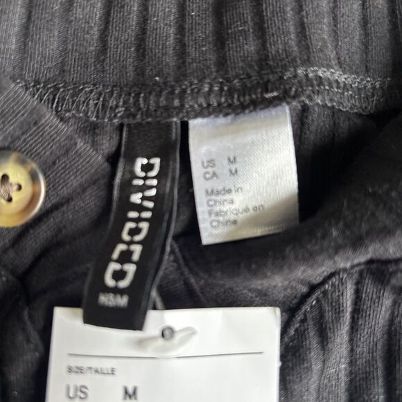 NWT H&M Off The Shoulder Long Sleeve Button Ribbed Shirt Size Medium - Picture 4 of 10